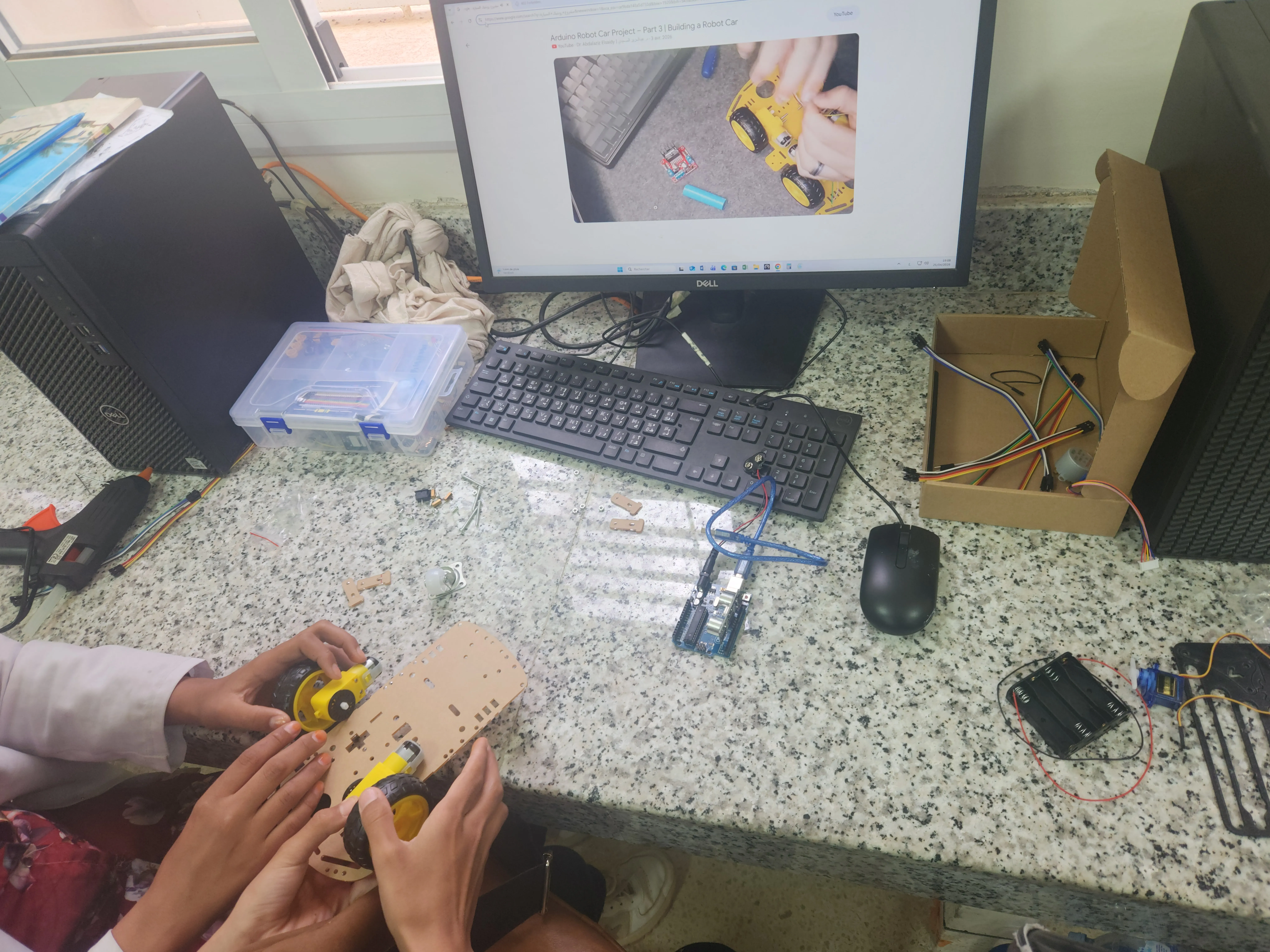 صورة 2 لمشروع مشروع السيارة المستكشفة الذكية